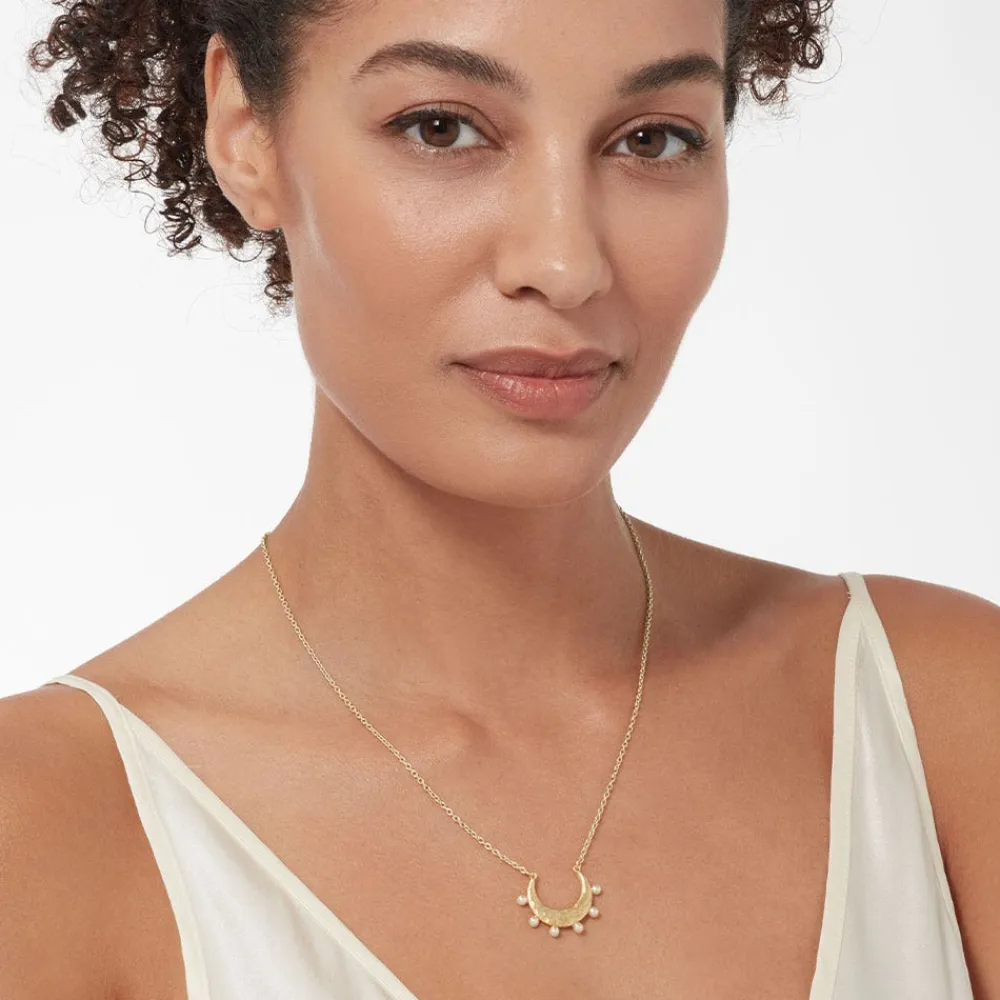Clearance The Met Store Hammered Crescent Pearl Pendant Necklace