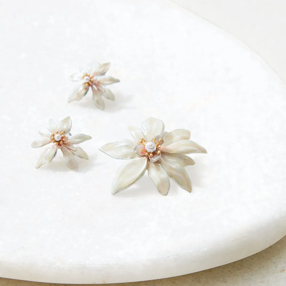 The Met Store Magnolia Stud Earrings